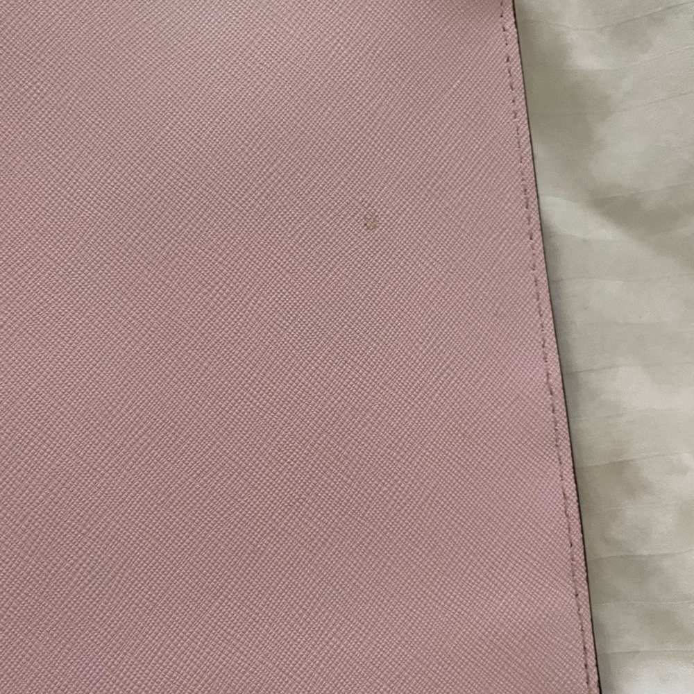 Kate Spade Pouch - Picture 5 of 8